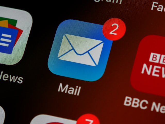 How to tell a real message from a phishing scam
